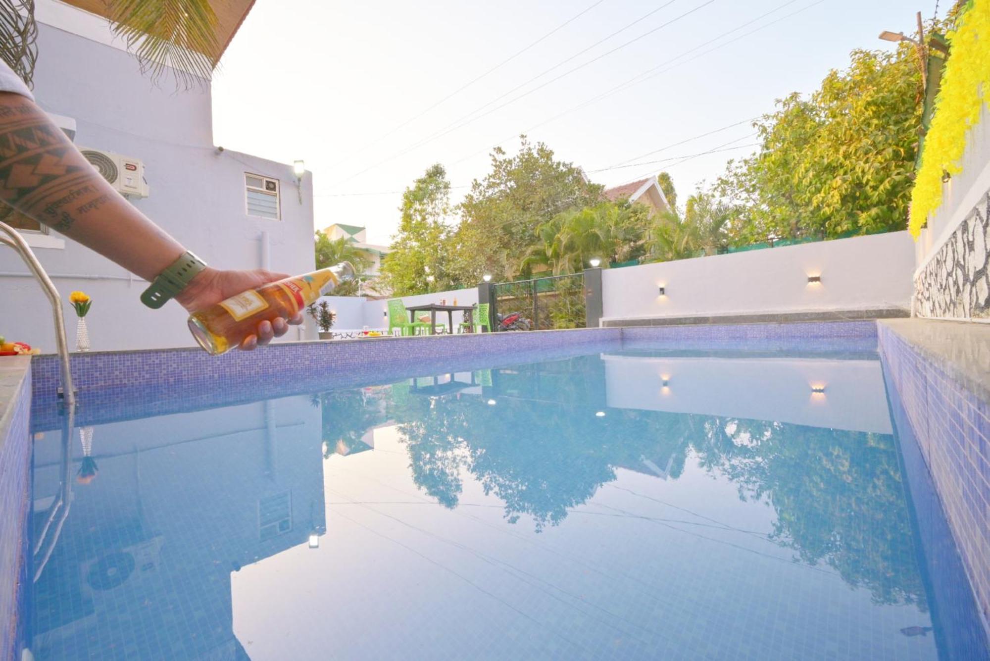 Empyrean Stay Ll 3Bhk Ll Marshall Villa Ll Large Pool Ll Ac Ll Lonavala Exterior photo